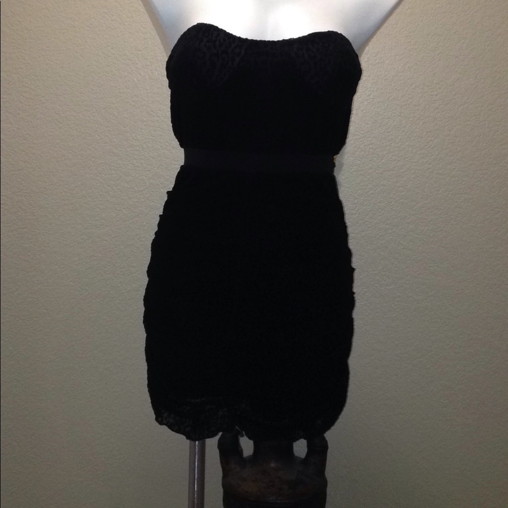 LOVE CLOTHING BLACK STRAPLESS DRESS - Picture 2 of 3